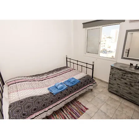 Holiday Apartment * Larnaka
